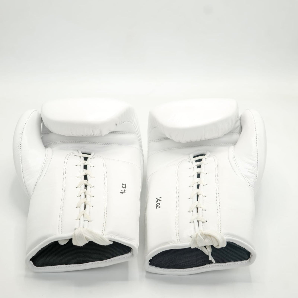 Puncherica Genuine Cowhide Leather Lace-Up Boxing Gloves